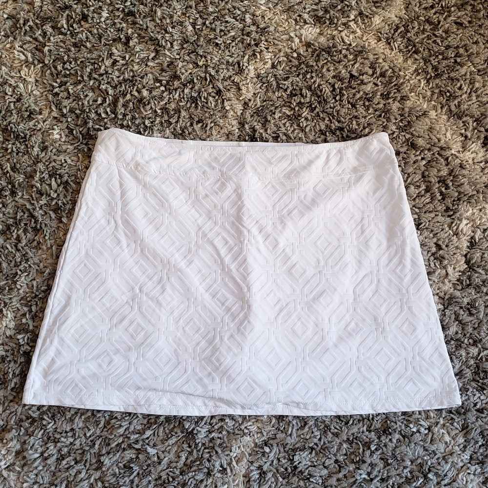 NEW Jude Connally Fern Solid Jacquard Pull-On Coordinating Skort white